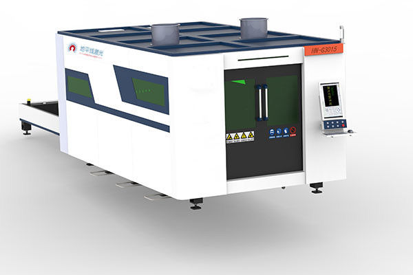 qualité soudeuse tenue dans la main de laser Un service