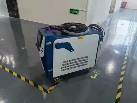 Refroidissement par l'eau d'épaisseur de la machine 3mm de soudure laser de fibre de Raycus 1000W