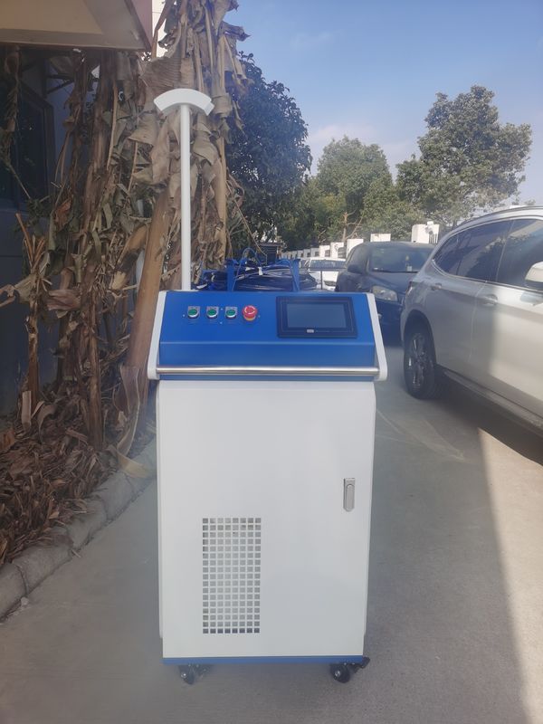 Machine de soudure laser de la fibre 1000W de refroidissement par l'eau tenue dans la main