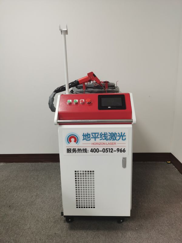 soudeur 8m tenu dans la main Irregular Welding 1080nm de laser de 220v 3mm