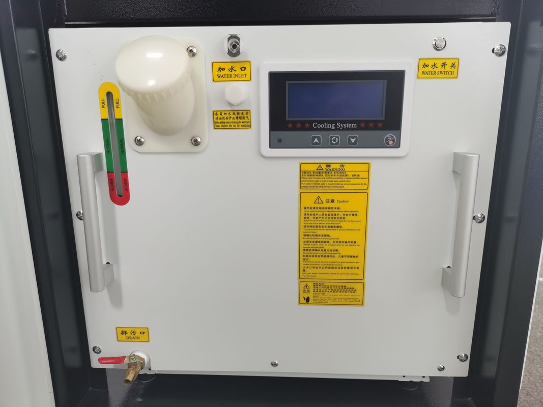 Soudeuse tenue dans la main flexible de laser de l'opération JPT 1500W 2000W pour des matériaux en métal
